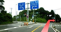 宇都宮市街方面へ右折します。
								※右折後直ぐに左車線へ入って下さい。